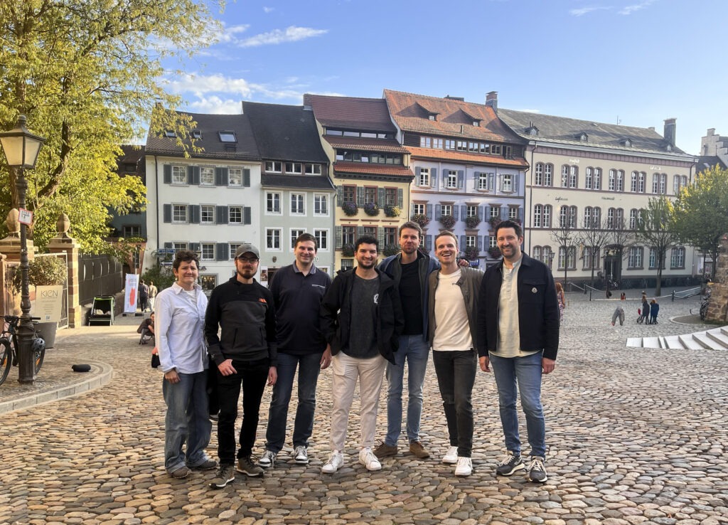 Erst KI-Meeting, dann Looping: trinidat-Teamleiter rasant unterwegs
